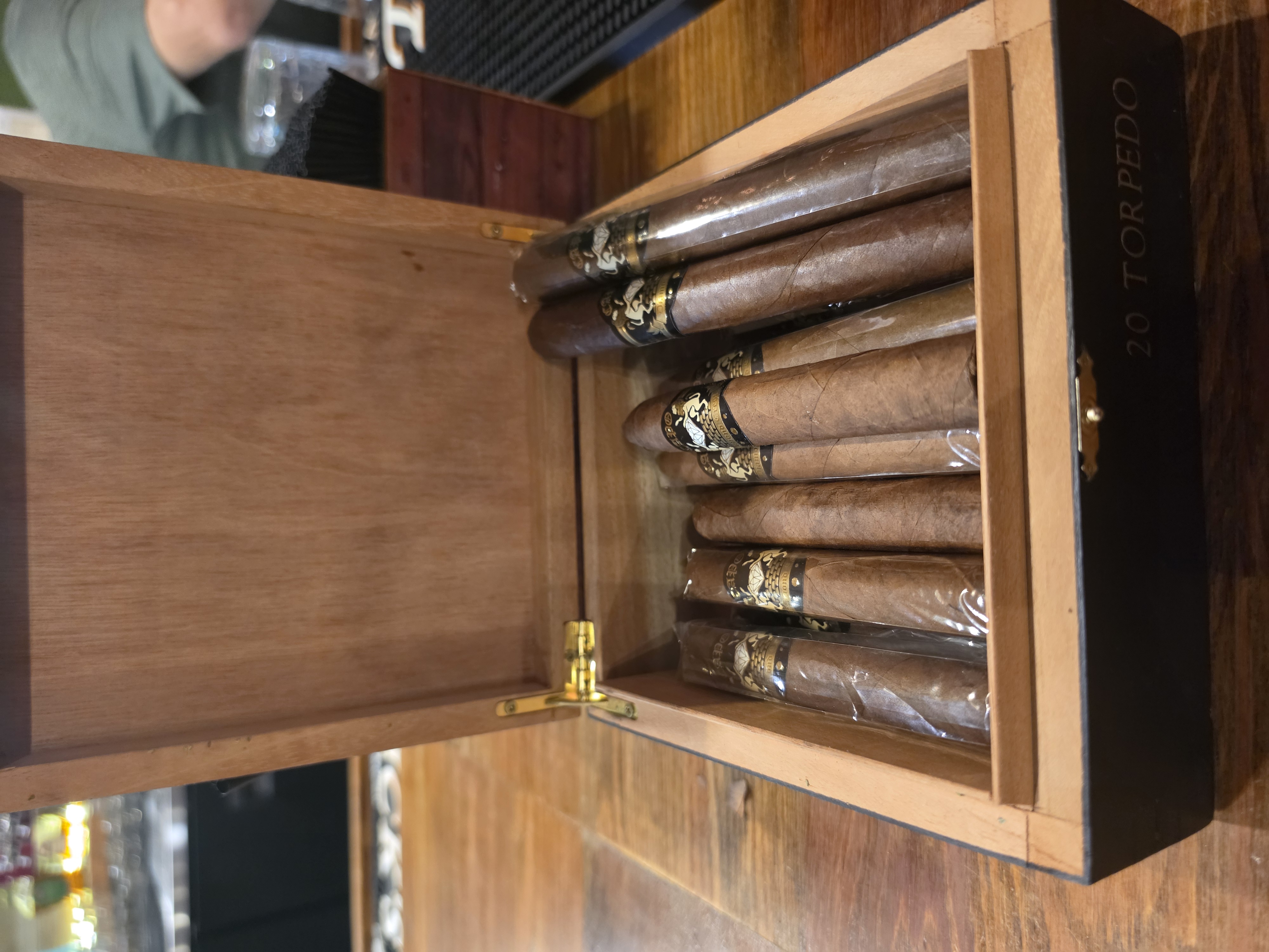 Diamond Crest Churchill